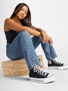 Converse Women's Chuck Taylor All Star Lift Platform Canvas Sneakers Size 8.5